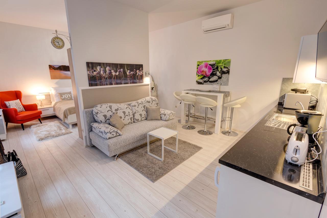 Sweet Dreams At King Street Gold Apartment Budapest Bagian luar foto