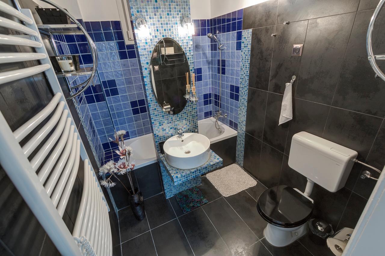Sweet Dreams At King Street Gold Apartment Budapest Bagian luar foto