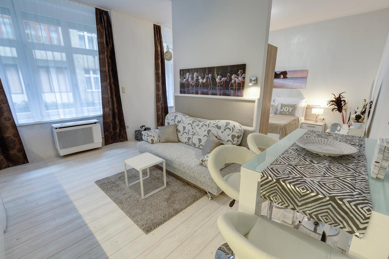 Sweet Dreams At King Street Gold Apartment Budapest Bagian luar foto